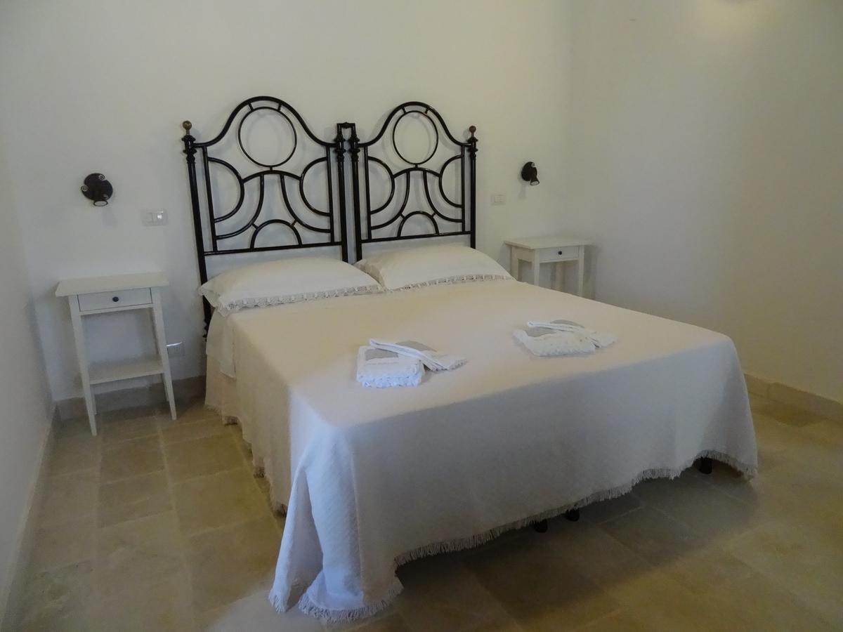 L'Antico Casolare Bed & Breakfast Castellana Grotte Exterior photo